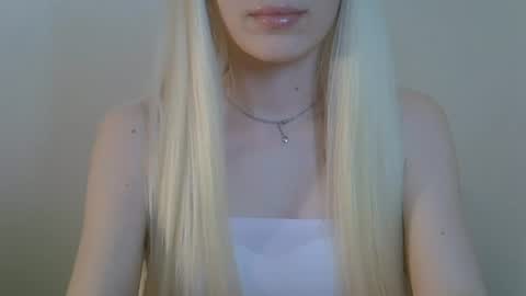 DitaMilton online show from June 2026 06:56:02 PM