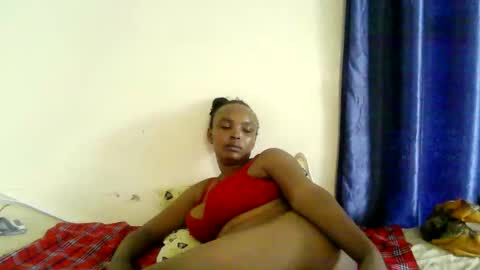 Snapshot of diva_cheupe chatting on April 2026 09:45:02 AM diva_cheupe online show from April 2026 09:45:02 AM