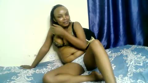 Snapshot of diva_cheupe chatting on May 2026 09:03:02 AM diva_cheupe online show from May 2026 09:03:02 AM