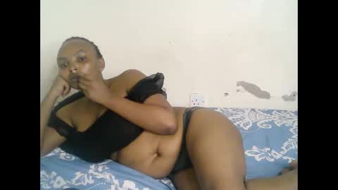 Snapshot of diva_cheupe chatting on May 2026 07:11:01 PM diva_cheupe online show from May 2026 07:11:01 PM
