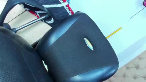 divaxxx4 online show from February 2025 12:00:02 PM