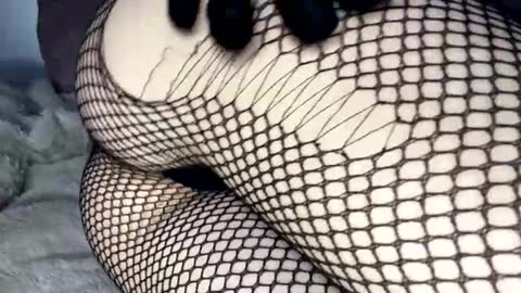 divine_creature online show from February 2025 10:31:01 PM