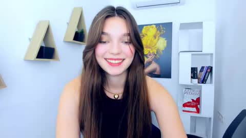 Hannah online show from November 2025 10:25:01 AM