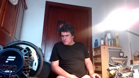 divitimido online show from February 2026 05:02:01 AM