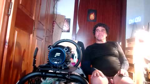 divitimido online show from April 2026 10:51:01 PM