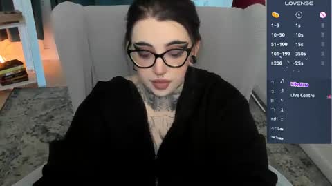 Snapshot of dixipixi_ chatting on June 2026 05:31:02 AM dixipixi_ online show from June 2026 05:31:02 AM