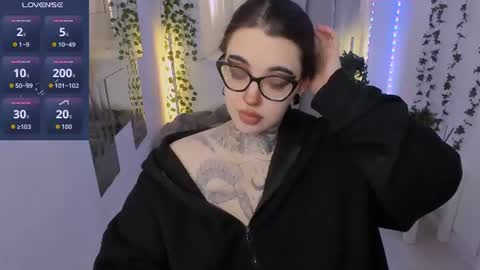 Snapshot of dixipixi_ chatting on July 2026 05:37:02 AM dixipixi_ online show from July 2026 05:37:02 AM
