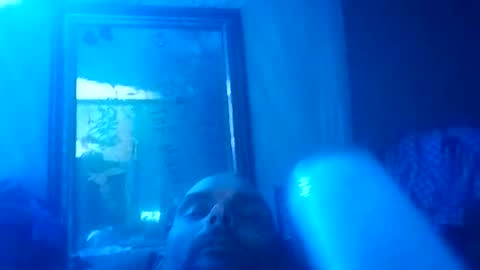 Snapshot of dixonbird41 chatting on December 2025 09:27:01 AM dixonbird41 online show from December 2025 09:27:01 AM