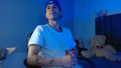 Snapshot of dj__bigd chatting on October 2025 11:46:01 PM big d B online show from October 2025 11:46:01 PM