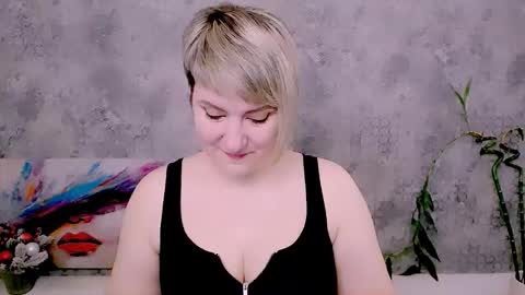 djullia online show from December 2025 05:13:01 AM