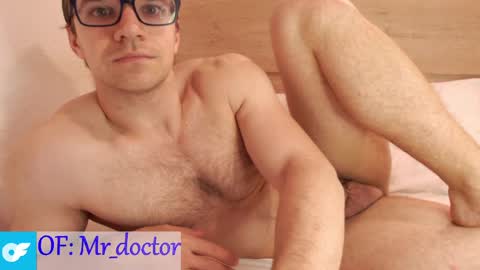 Snapshot of doctors_best_ chatting on May 2026 11:01:04 PM doctors best online show from May 2026 11:01:04 PM