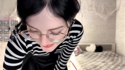 Annie PVT IS OPEN online show from October 2025 09:05:02 PM