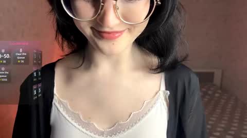 Annie PVT IS OPEN online show from May 2026 09:19:01 PM