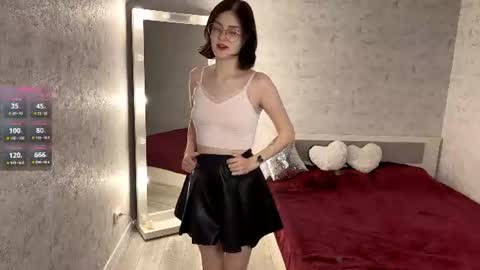 Annie PVT IS OPEN online show from June 2026 09:36:02 PM