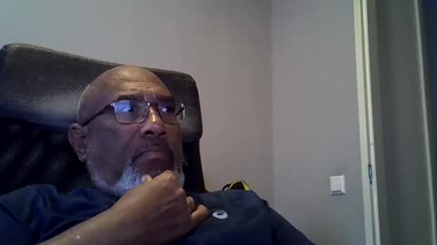 Snapshot of dofrank969 chatting on May 2026 07:26:02 PM dofrank969 online show from May 2026 07:26:02 PM