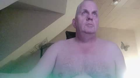 doggy2629 online show from February 2026 06:58:01 PM