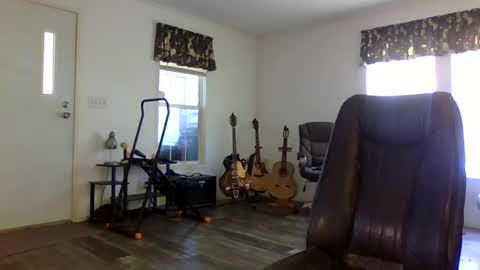 dogluc7 online show from February 2025 04:44:01 PM