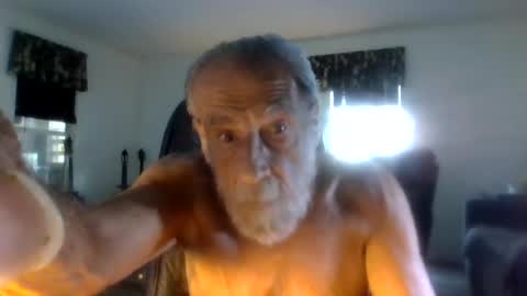 Snapshot of dogluc7 chatting on June 2026 07:12:01 PM dogluc7 online show from June 2026 07:12:01 PM