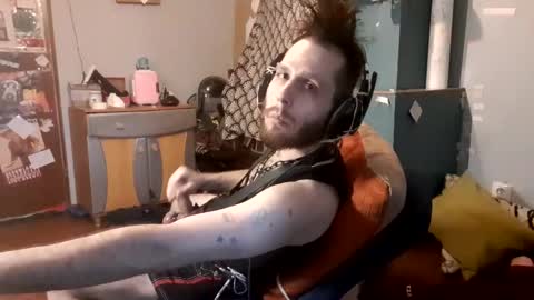 dogwithamohawk online show from January 2025 02:15:01 PM