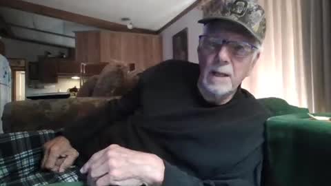 Snapshot of doingmyself69 chatting on April 2026 01:30:02 AM doingmyself69 online show from April 2026 01:30:02 AM