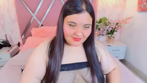 Snapshot of dolce_pearl chatting on April 2026 03:32:02 AM Dolce Pearl online show from April 2026 03:32:02 AM