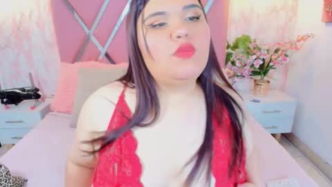 Snapshot of dolce_pearl chatting on May 2026 02:50:02 AM Dolce Pearl online show from May 2026 02:50:02 AM