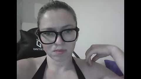 dolce_tempt online show from December 2025 05:07:01 PM