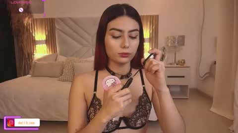doll_kira_ online show from April 2026 02:51:02 PM