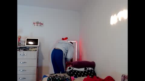 Snapshot of doll_sary chatting on March 2026 02:04:02 AM Catherine XXX online show from March 2026 02:04:02 AM