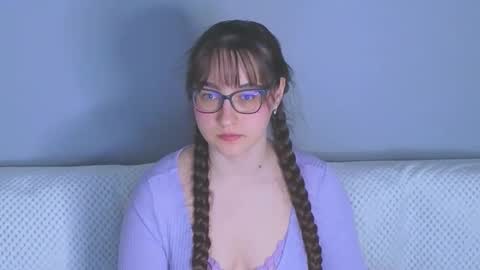 Tessa online show from April 2026 02:20:02 AM