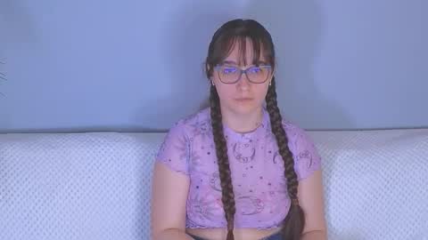 Tessa online show from April 2026 02:52:02 PM