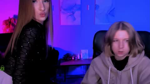 Snapshot of doll_vey chatting on March 2026 08:12:01 PM doll_vey online show from March 2026 08:12:01 PM