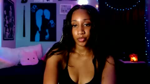 Snapshot of dollfacebeauty_x chatting on September 2025 02:01:01 AM Princess DollfaceBeauty online show from September 2025 02:01:01 AM