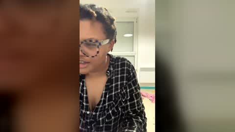 Dolla online show from February 2026 05:53:01 PM