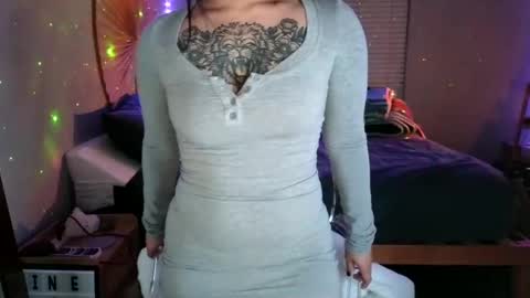 DOLLLFACE online show from December 2024 08:42:02 AM