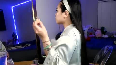 DOLLLFACE online show from December 2024 12:52:01 AM