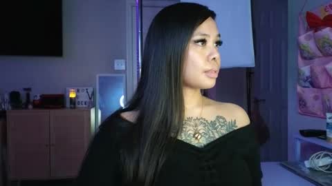 DOLLLFACE online show from February 2025 06:58:02 AM