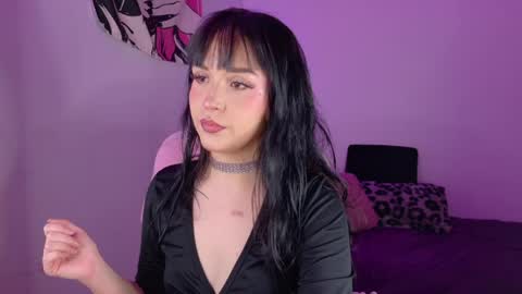 Snapshot of dollmeow chatting on May 2026 03:15:01 AM Isabela Independet model 3 online show from May 2026 03:15:01 AM