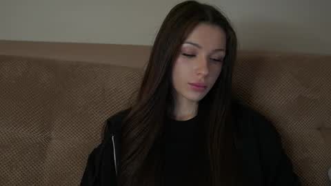 Dolly online show from March 2026 09:08:02 PM