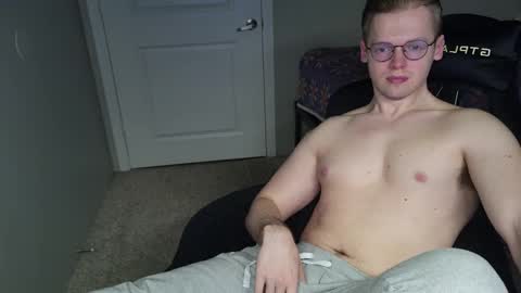 doloresman online show from February 2026 09:59:02 PM