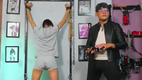 Diego Castell online show from February 2025 01:40:02 PM