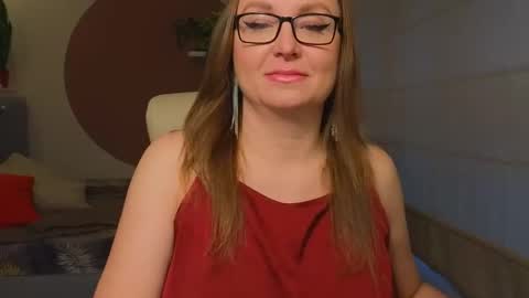 DOM MUMMY online show from April 2026 06:11:01 AM