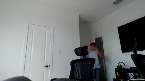 Dom online show from September 2025 04:51:01 PM