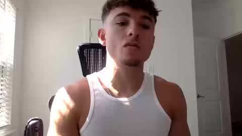 Dom online show from October 2025 05:23:02 PM