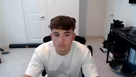 Dom online show from October 2025 09:49:02 PM