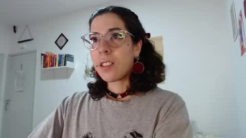 Snapshot of domenica_dos_ouros chatting on March 2026 09:52:01 PM sweet domme online show from March 2026 09:52:01 PM