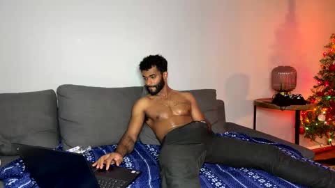 Domi online show from January 2026 12:26:01 AM