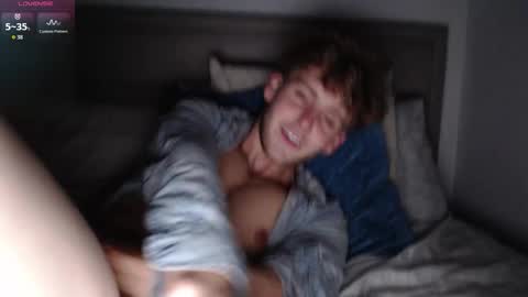 Alex...  online show from March 2026 07:06:02 PM