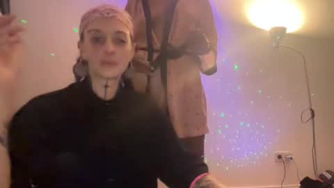Snapshot of dominascorpia chatting on June 2026 12:48:01 AM dominascorpia online show from June 2026 12:48:01 AM