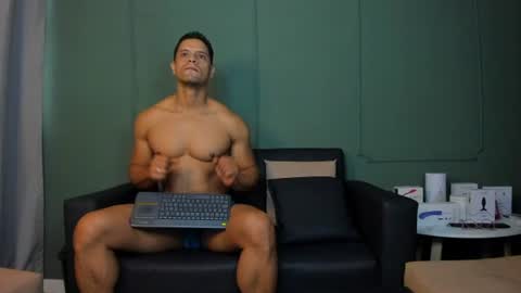 Snapshot of dominc_berry chatting on June 2026 12:14:02 PM Dominc berry online show from June 2026 12:14:02 PM